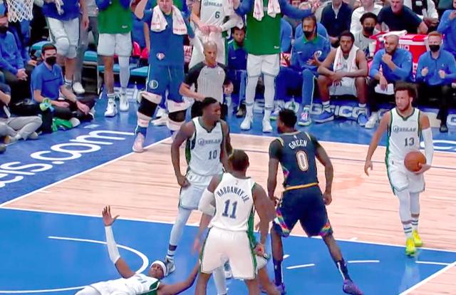 包含NBA季后赛或取消，球队之间紧张气氛加剧的词条
