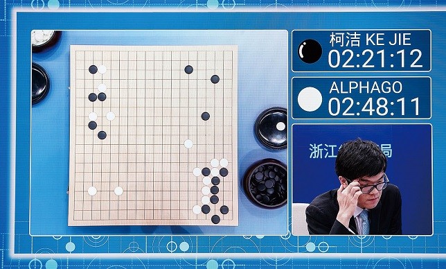 云开体育官网入口-强者恒强展现实力，对弈赛场上万人瞩目